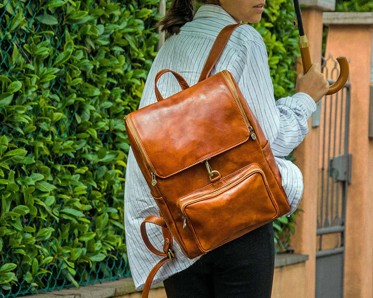 Backpacks - Pampora Leather