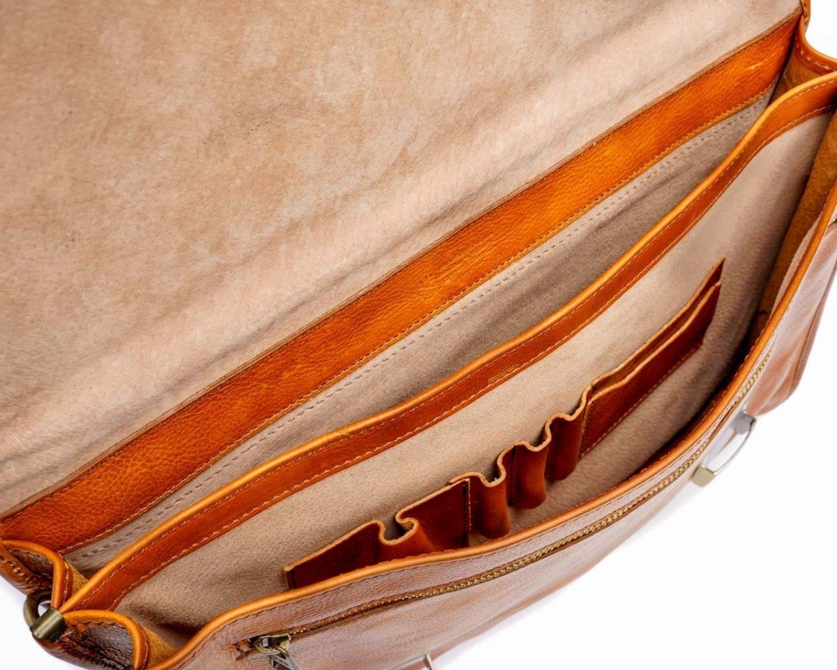 Big Decisions - Honey Brown - Pampora Leather