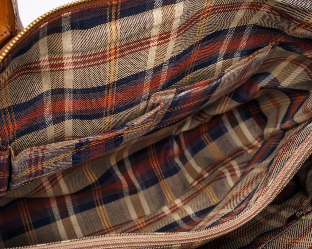 Business Venture - Testa Di Moro - Pampora Leather