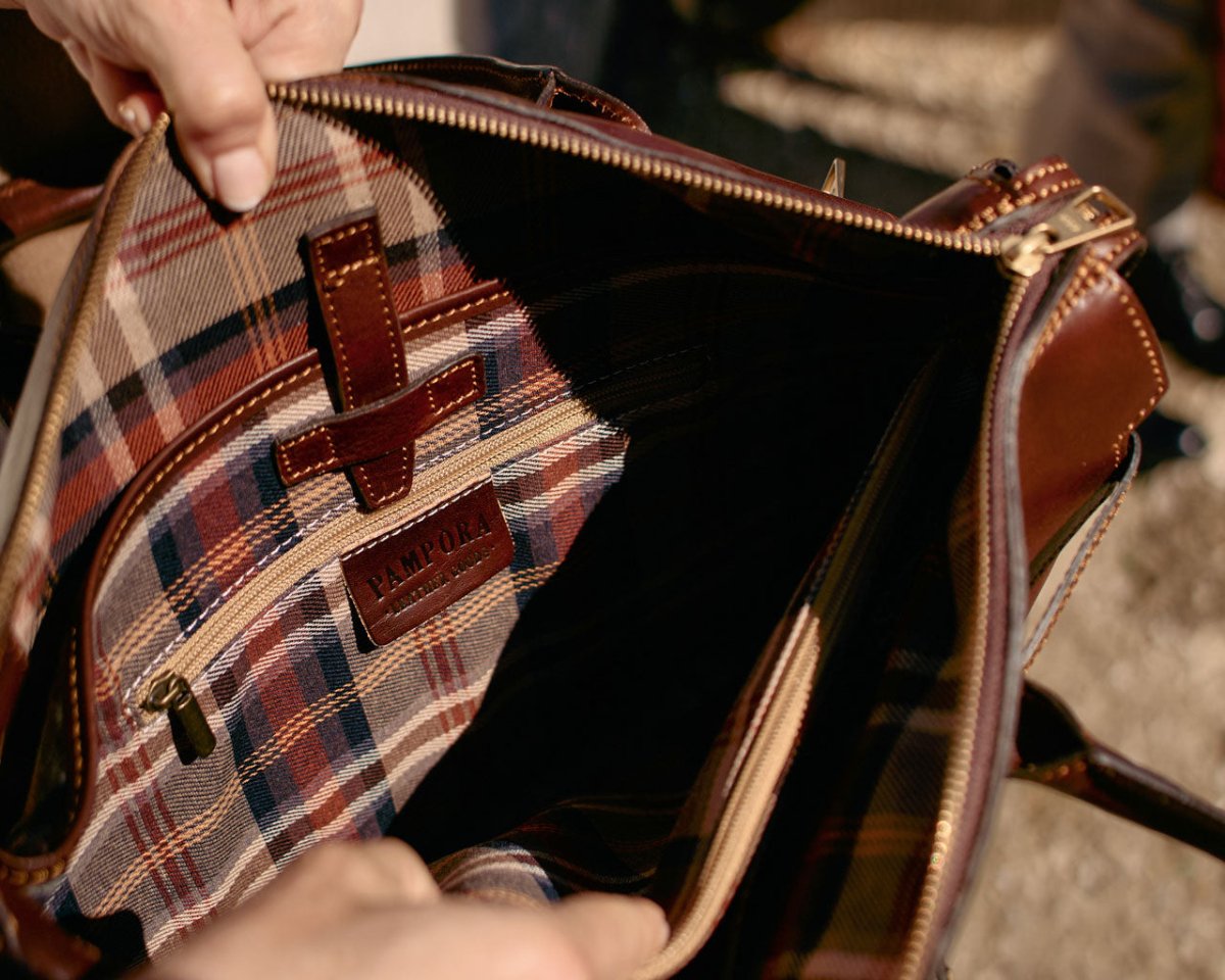 Business Venture - Dark Brown - Pampora Leather