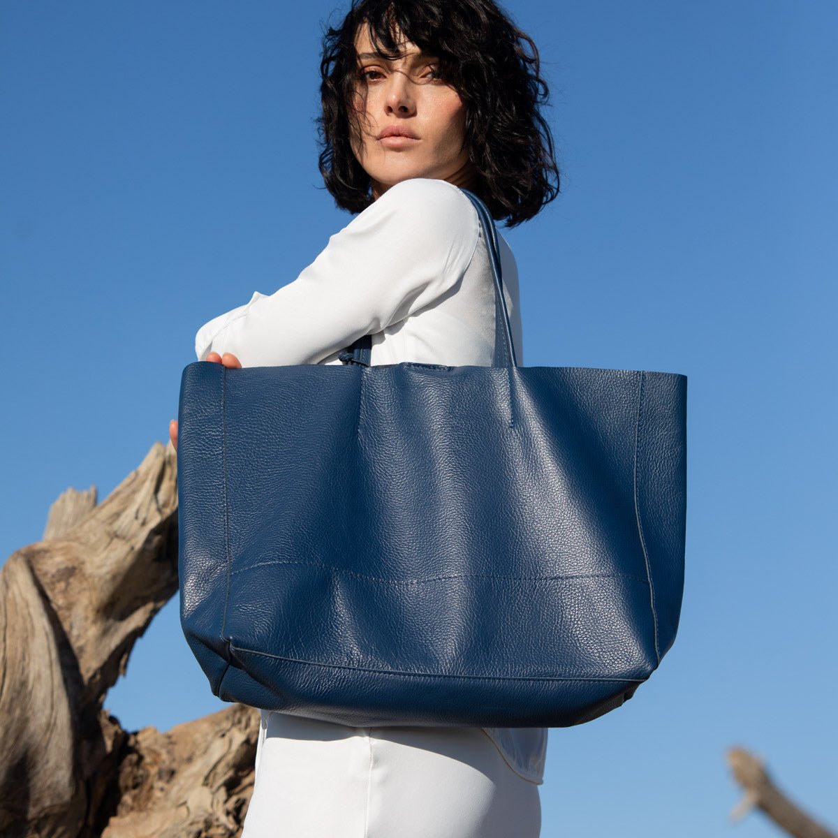 Classic Leather Tote - Navy Blue - Pampora Leather