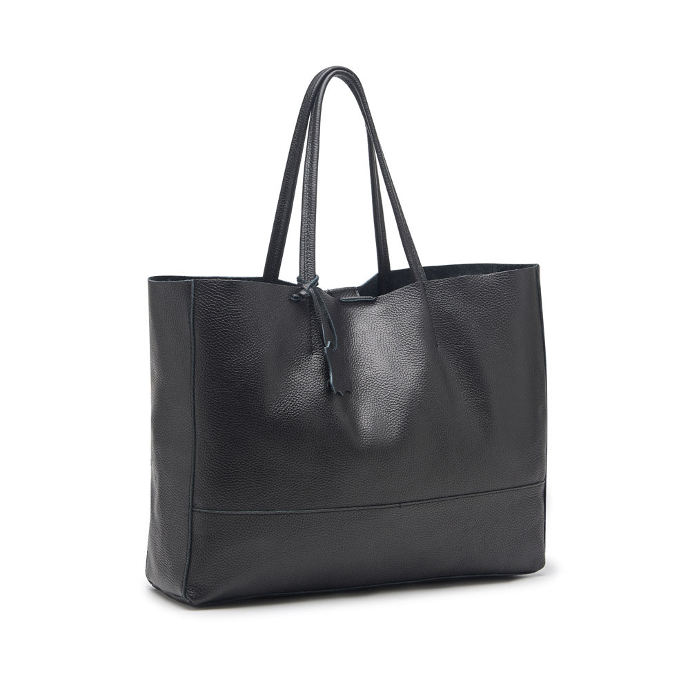 Classic Leather Tote - Black - Pampora Leather