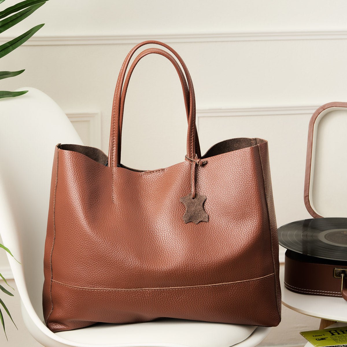Classic Leather Tote - Chocolate Leather - Pampora Leather