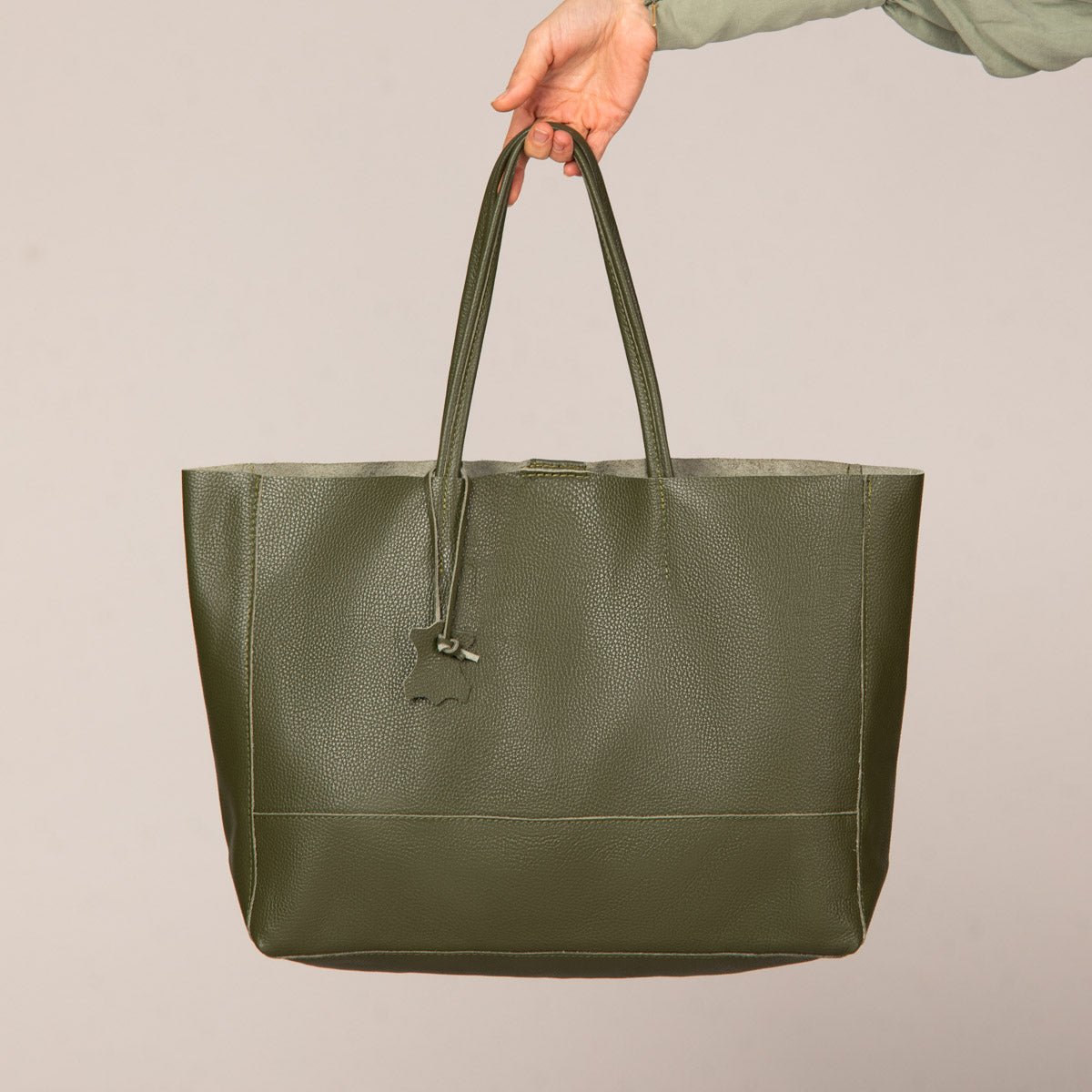 Classic Leather Tote - Moss Green - Pampora Leather