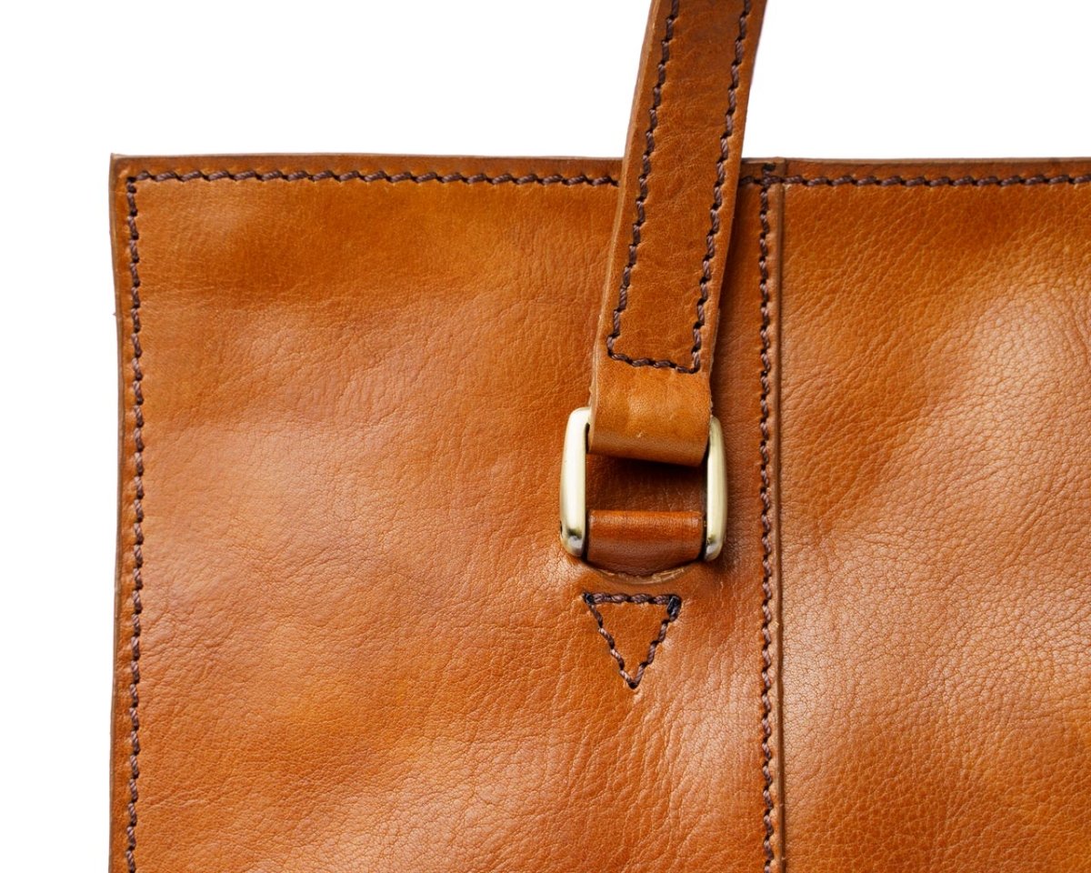 Classy Business Hour - Honey Brown - Pampora Leather