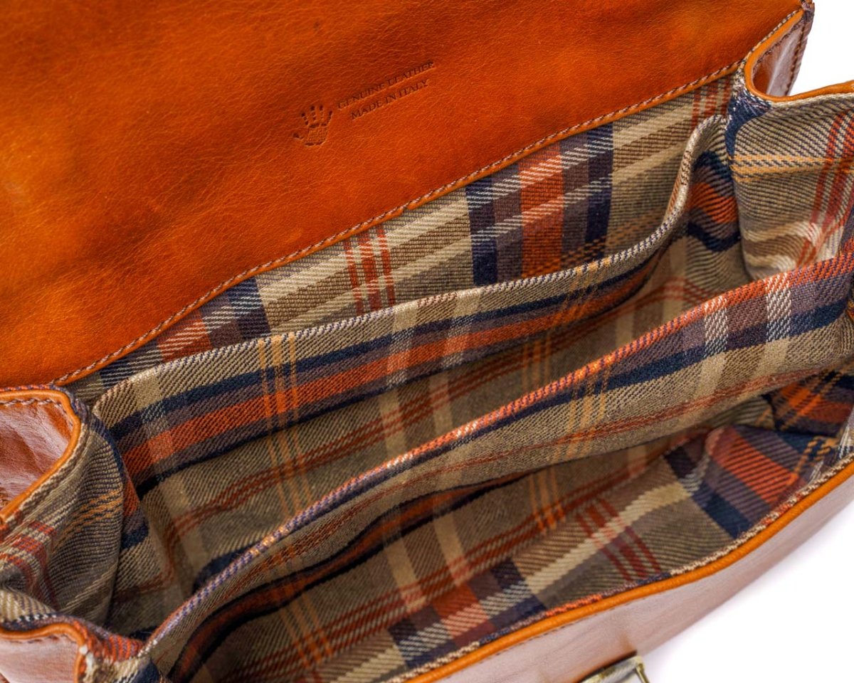 Grandeur Class - Black - Pampora Leather