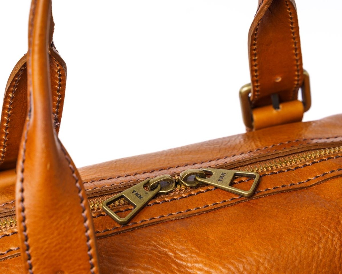 Midnight Moments - Dark Brown - Pampora Leather