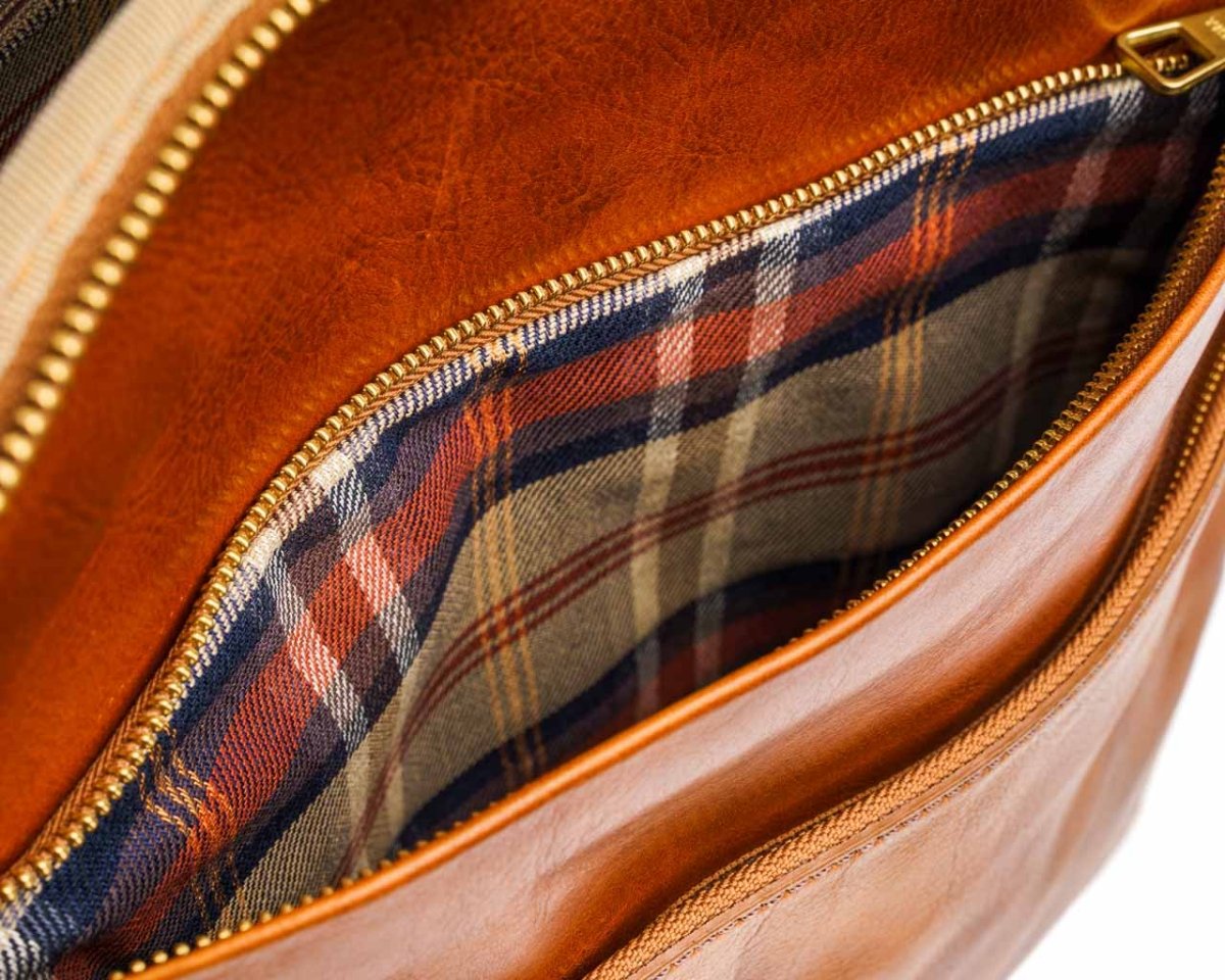 Trip To Downtown - Honey Brown - Pampora Leather