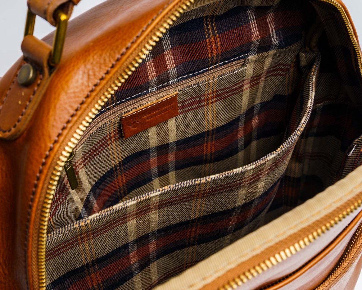 Trip To Downtown - Honey Brown - Pampora Leather