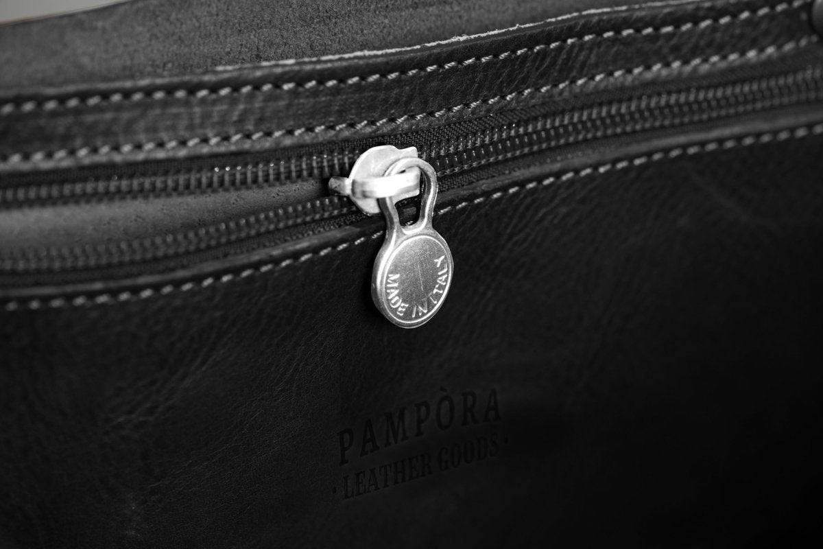 Vintage Vibes - Black - Pampora Leather