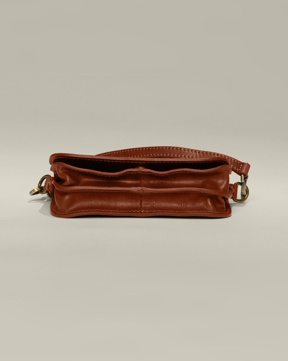 Weekend Ready - Honey Brown - Pampora Leather