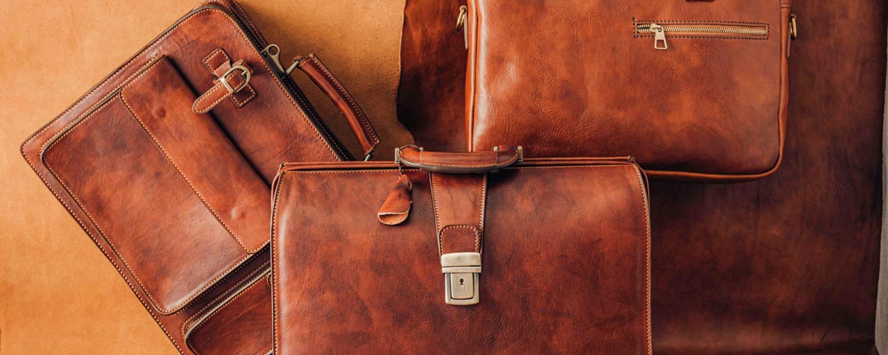 Premium Leather Bags, Backpacks, Briefcases, Crossbody Bags and Purses | Pampora Leather