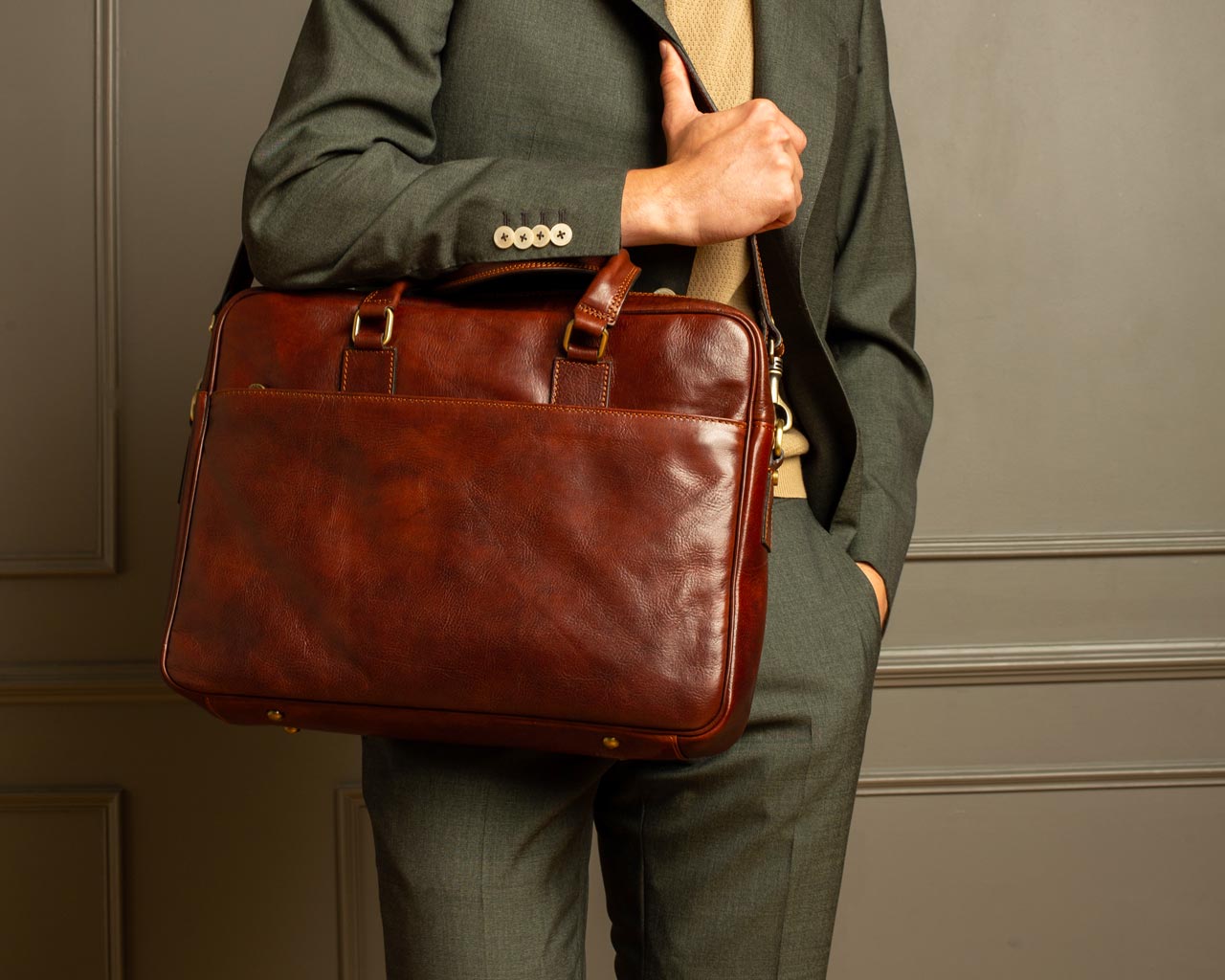 Leather Shoulder Bag for 15" Laptop - Running The Business  BY Pampora Leather