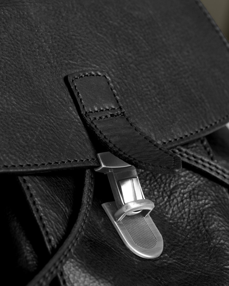 Cool Pleasures - Black - Pampora Leather