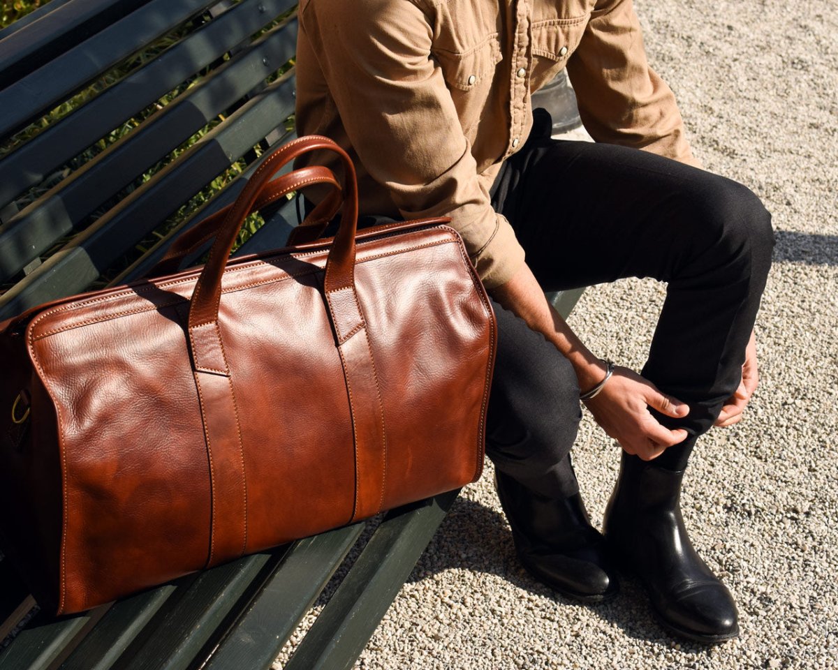 On The Move Leather Duffle Bag | Pampora Leather