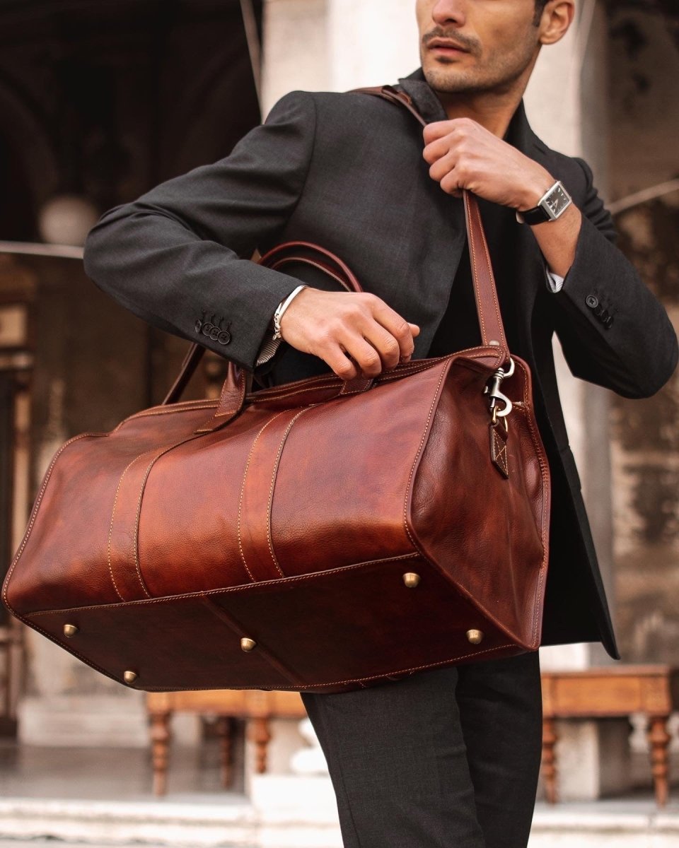 On The Move Leather Duffle Bag | Pampora Leather