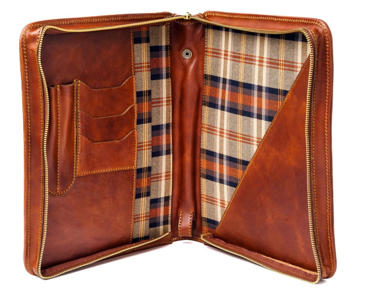Smooth Fate - Dark Brown - Pampora Leather