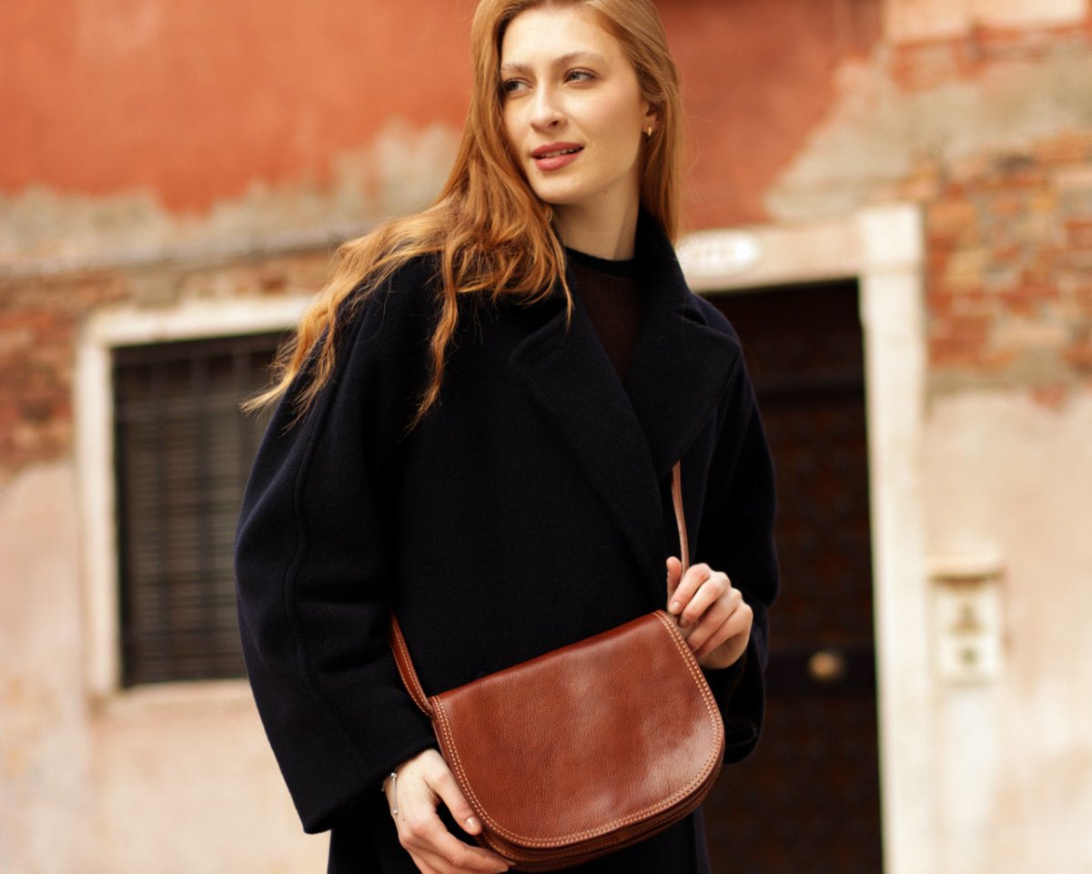 World Venture - Dark Brown - Pampora Leather